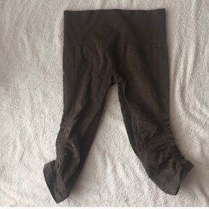 Lululemon Brown High Waist Crops 6